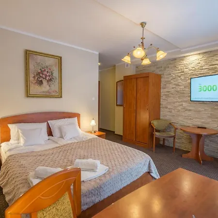 Diament ホテル シクラルスカ・ポレンバ